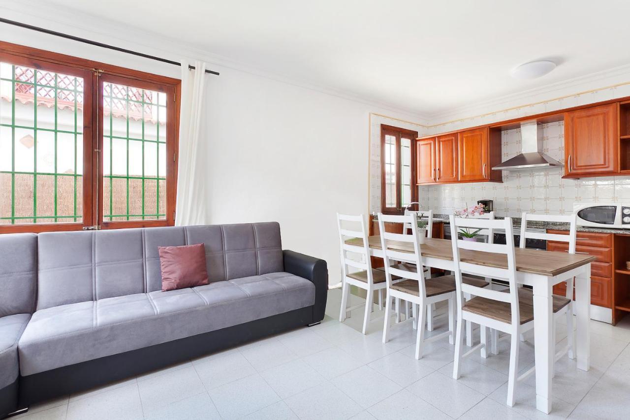 Villa Els Pins El Arenal  Luaran gambar